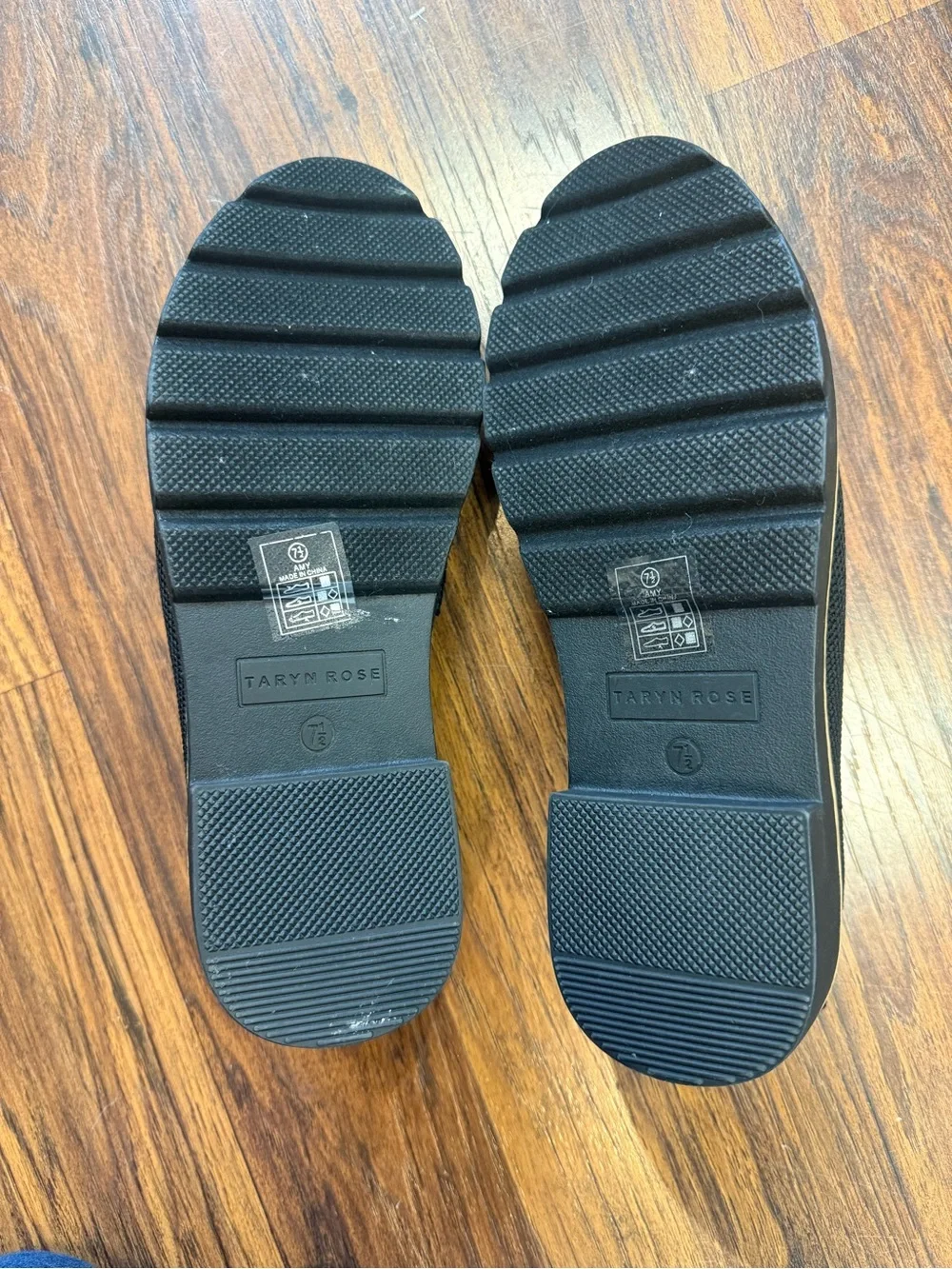 Taryn Rose Black Knit Slip-On Loafers